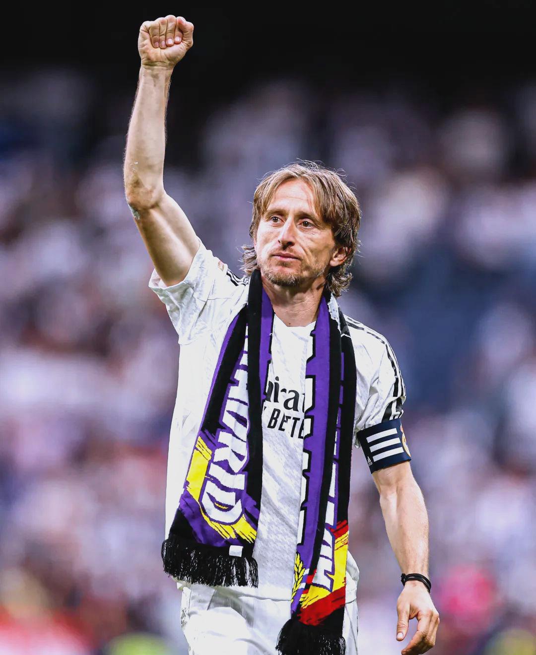 媒体人：海牛称兰克尔·泽经常擅自离队、缺席训练，因此拒绝续约