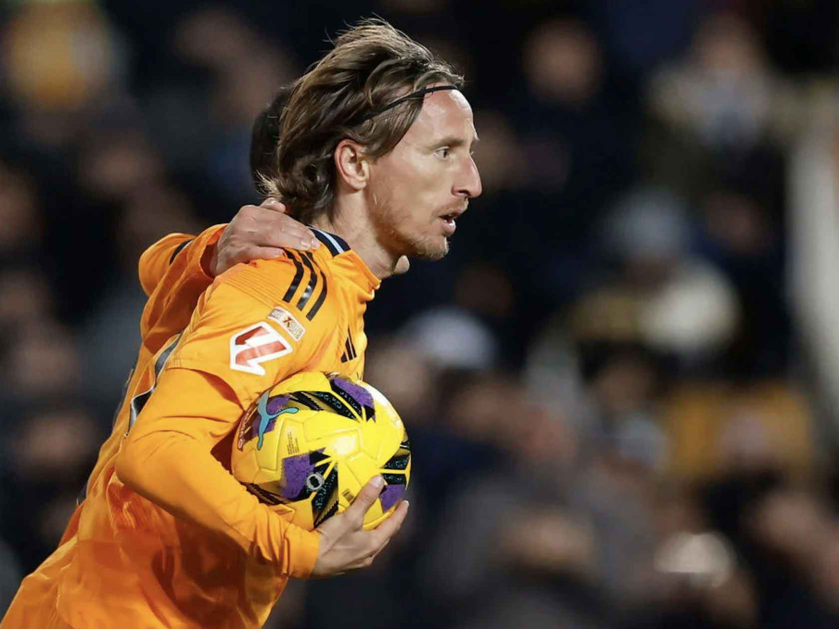 ESPN：费内巴切队长扬达什涉赌被捕，据称是通过他人下注