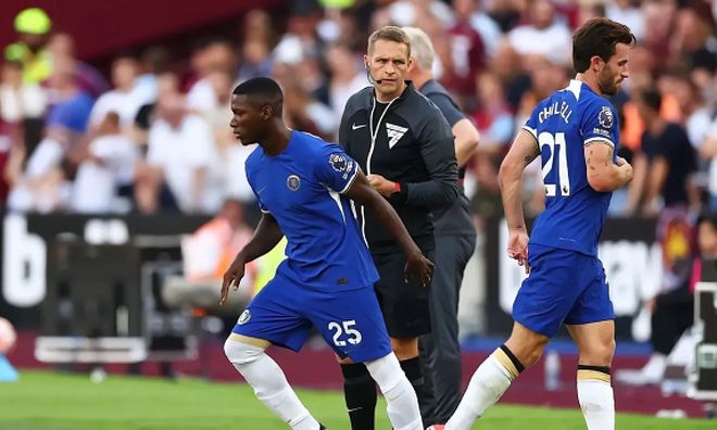 波兰主帅：希望面对荷兰能有更多控球；已证明能与他们抗衡